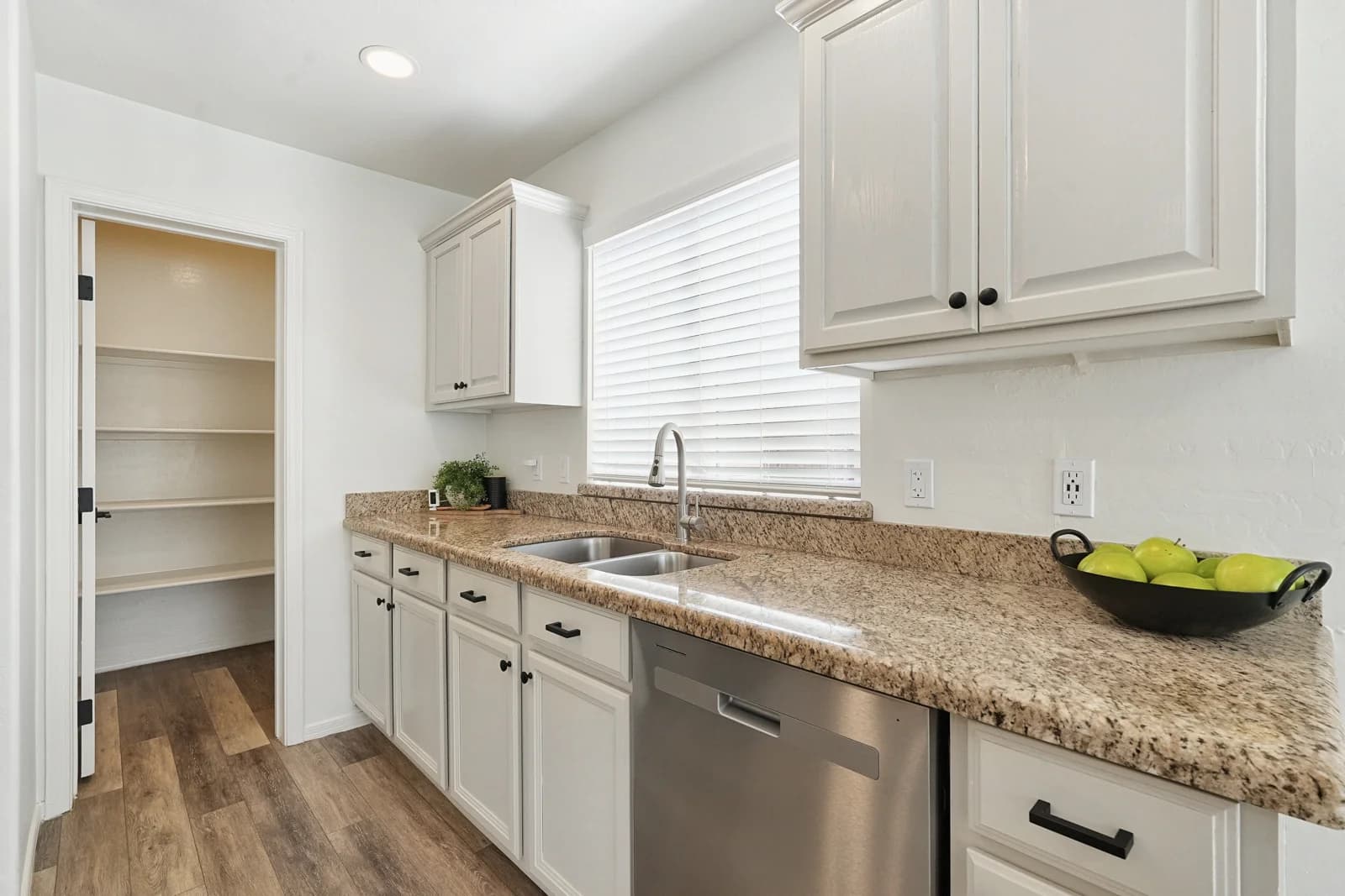 Kitchen and dining, edited