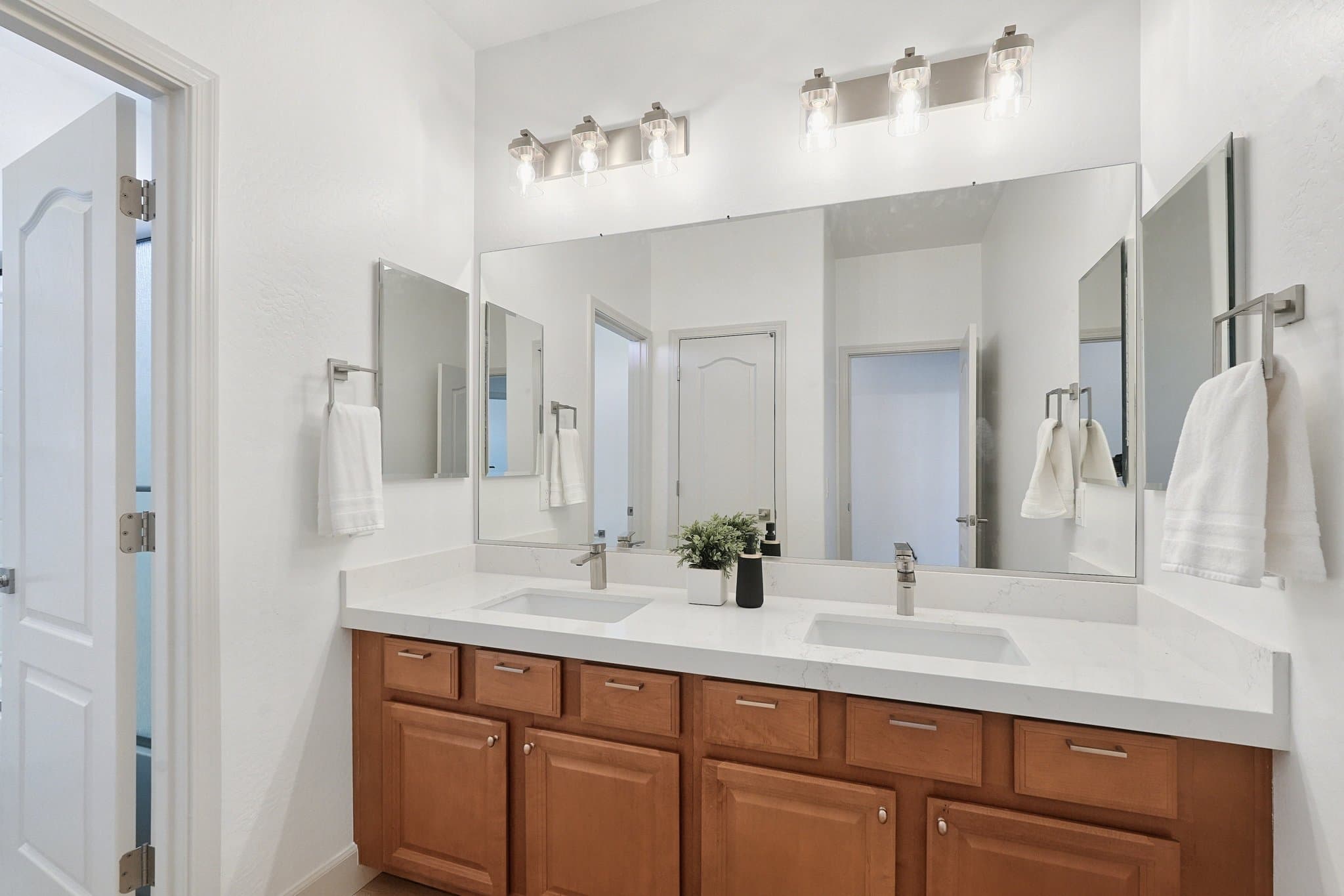 Bathroom — the camera reflected in the mirror is gone, edited
